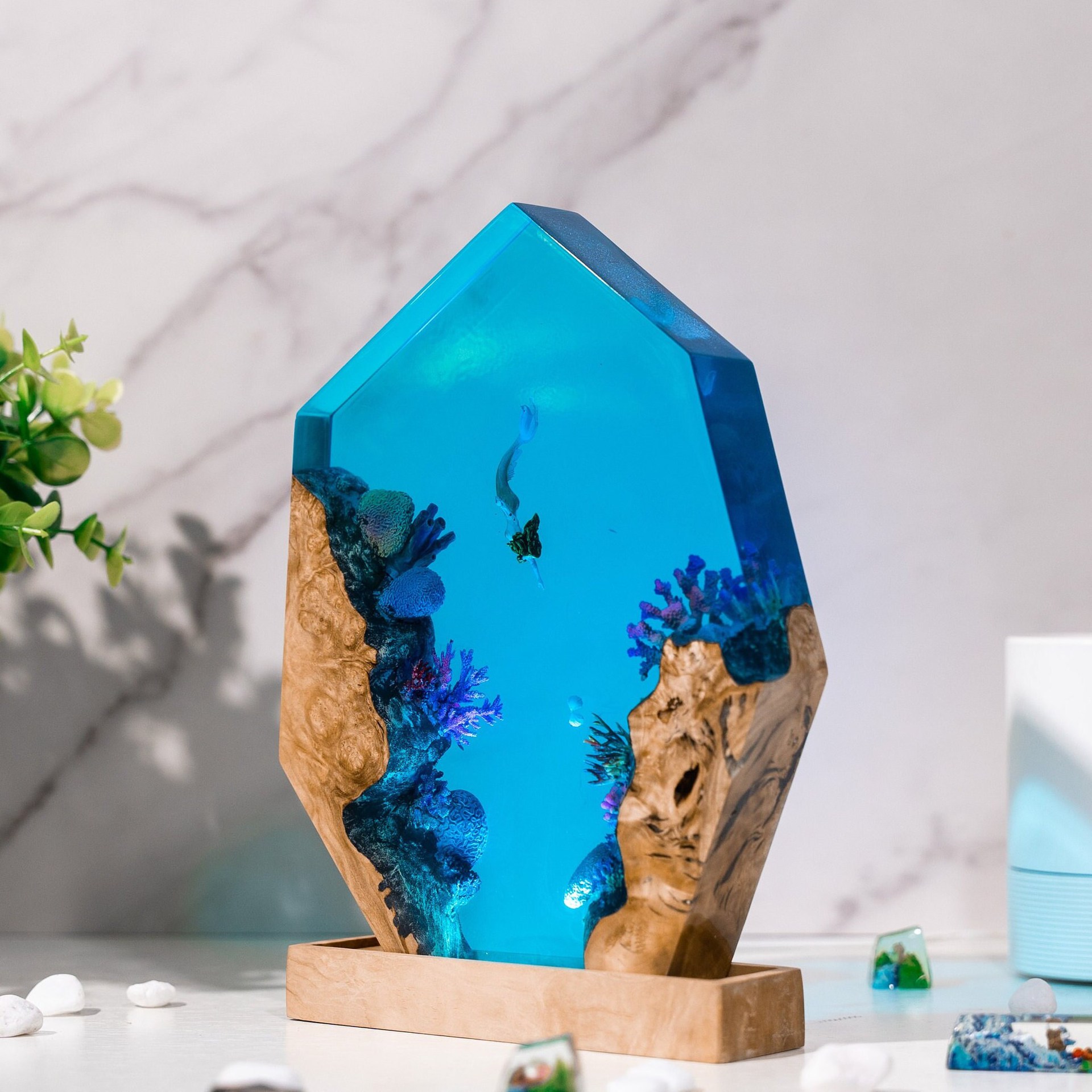 Customized Items Resin Table L - Decor Lighting Table Lamps のレビューと価格