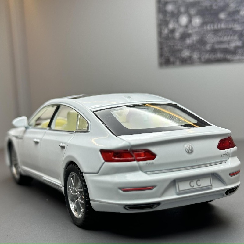 1:32 Scale Alloy Car Model 132 - Decor Lighting Returns のレビューと価格